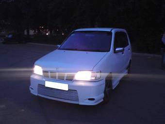1999 Nissan Cube Pics