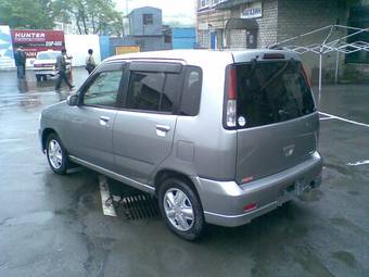 1999 Nissan Cube Photos