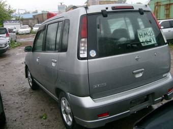 1999 Nissan Cube Pictures