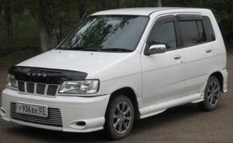 1999 Nissan Cube Pictures