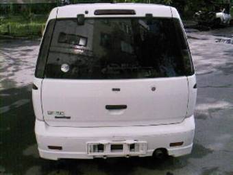 1999 Nissan Cube Pictures