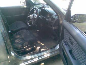1999 Nissan Cube Photos