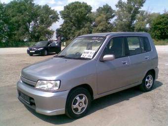 1999 Nissan Cube Pictures