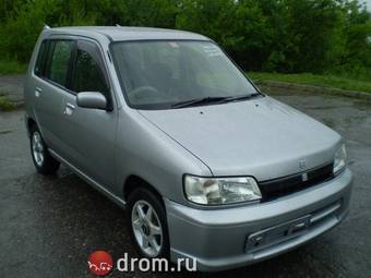 1999 Nissan Cube Pictures