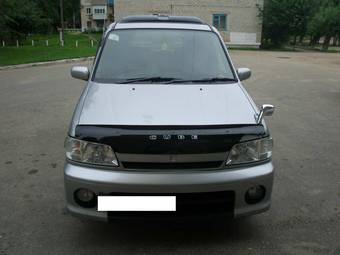 1999 Nissan Cube Photos