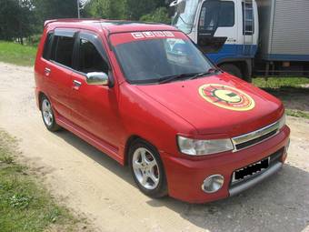 1999 Nissan Cube Pictures