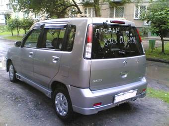 1999 Nissan Cube Pictures