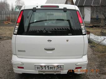 1999 Nissan Cube Photos