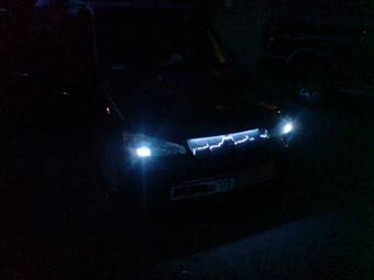 1999 Nissan Cube Photos