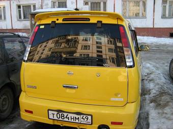 1999 Nissan Cube Photos