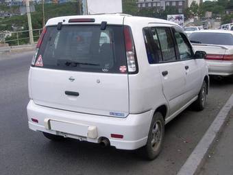 1999 Nissan Cube Pictures