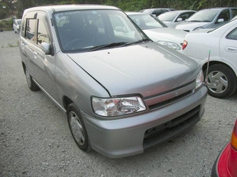 2000 Nissan Cube