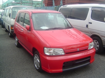 2000 Nissan Cube