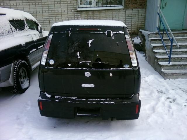 2000 Nissan Cube