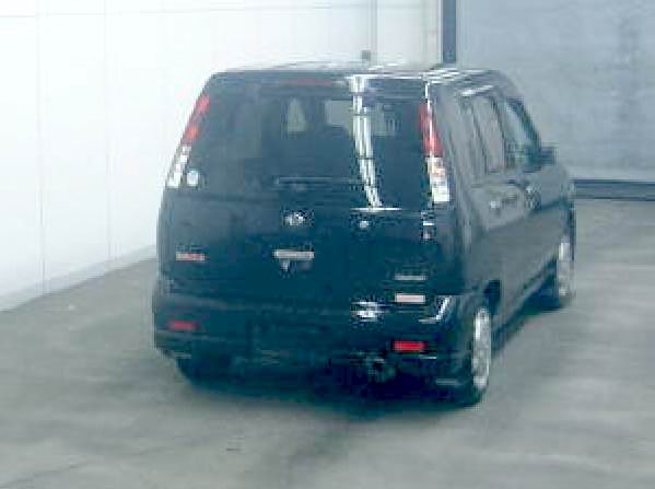 2000 Nissan Cube Pictures