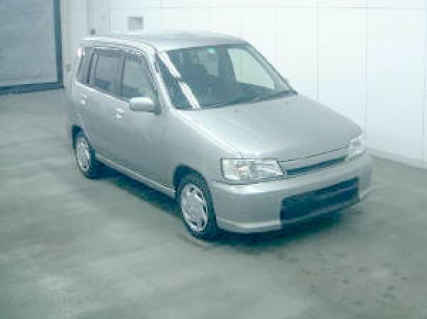 2000 Nissan Cube Pics