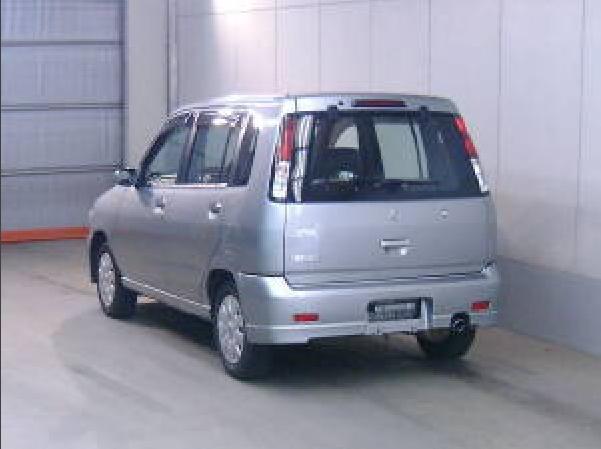 2000 Nissan Cube Wallpapers