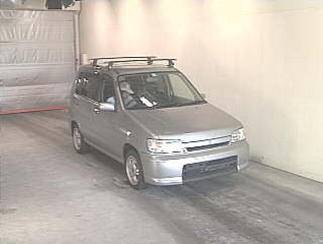 2000 Nissan Cube Pictures