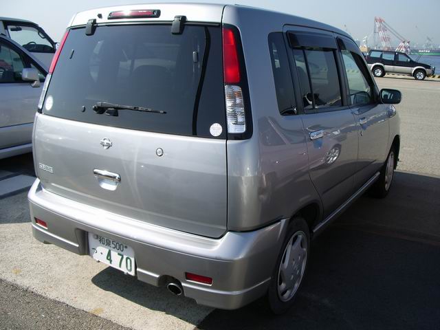 2000 Nissan Cube Wallpapers