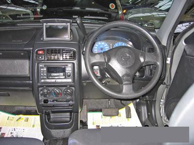 2000 Nissan Cube Pictures