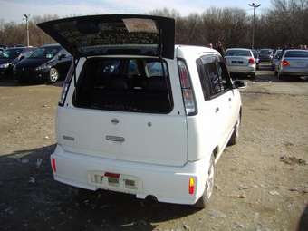 2000 Nissan Cube Pictures