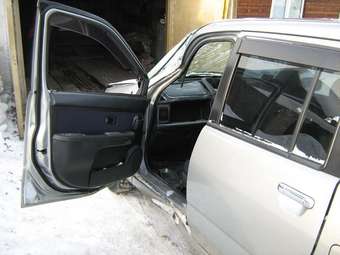 2000 Nissan Cube Photos