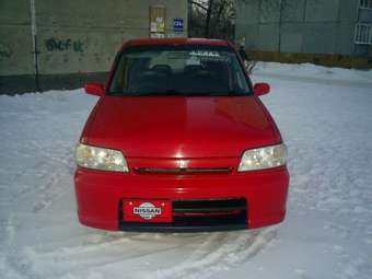 2000 Nissan Cube Pictures