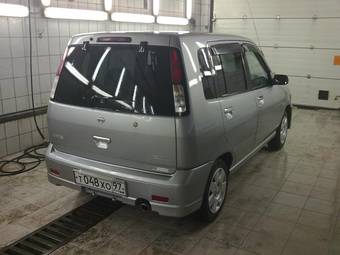 2000 Nissan Cube Pictures