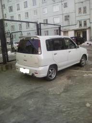 2000 Nissan Cube Pictures