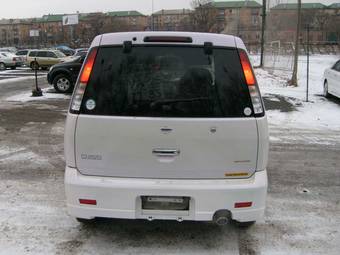 2000 Nissan Cube Images