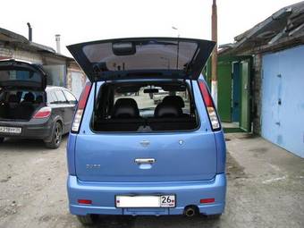 2000 Nissan Cube Pictures