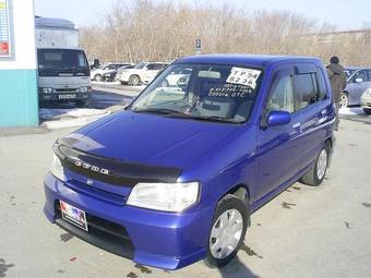 2000 Nissan Cube Pictures