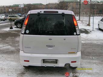 2000 Nissan Cube Images