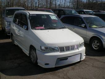 2000 Nissan Cube Photos