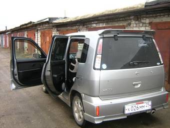 2000 Nissan Cube Wallpapers