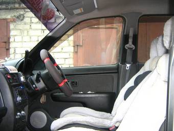 2000 Nissan Cube Images