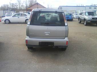 2000 Nissan Cube Pictures