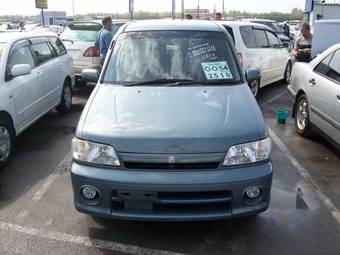 2000 Nissan Cube Photos