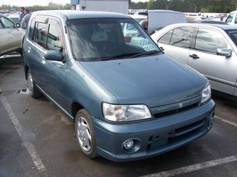 2000 Nissan Cube Pictures