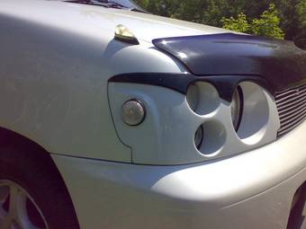 2000 Nissan Cube Pics