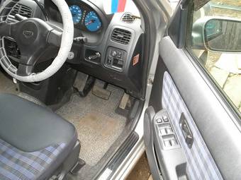 2000 Nissan Cube Pictures