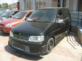 2000 Nissan Cube Pictures