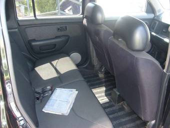 2000 Nissan Cube Photos