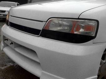 2000 Nissan Cube Pictures
