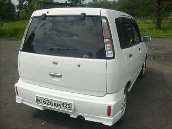 2000 Nissan Cube Pictures