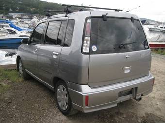 2000 Nissan Cube Pictures