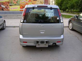 2000 Nissan Cube Pics