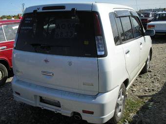 2000 Nissan Cube Pictures