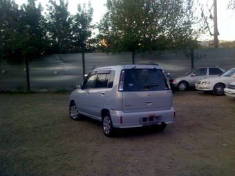 2000 Nissan Cube Pictures