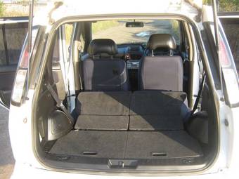 2000 Nissan Cube Photos